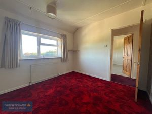 Bedroom- click for photo gallery